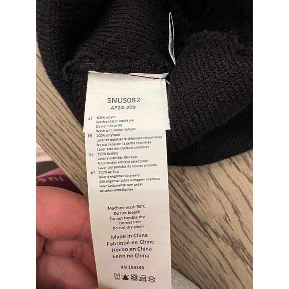 Snipes Classic Black Logo Cuffed Knitted Beanie (NWT) - Picture 6 of 7